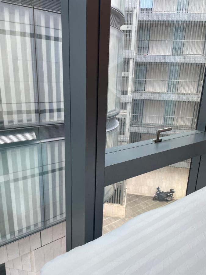 Shared Apartment In Central Лондон Экстерьер фото