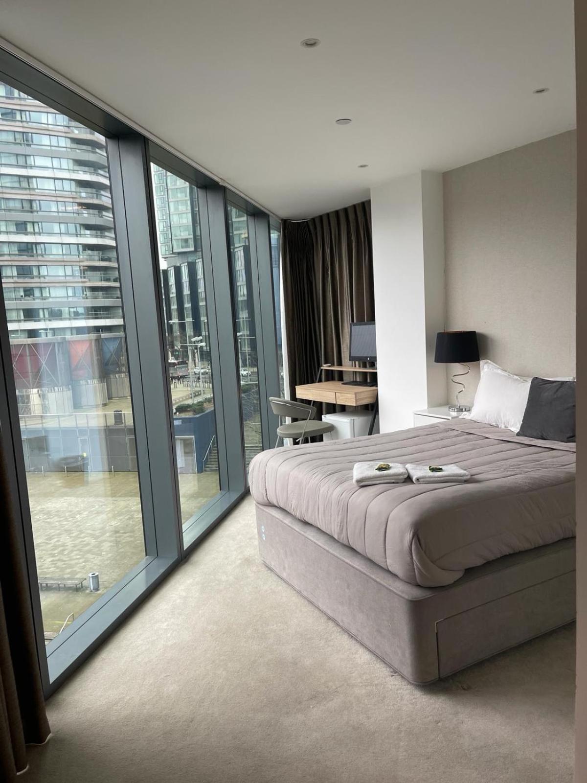 Shared Apartment In Central Лондон Экстерьер фото