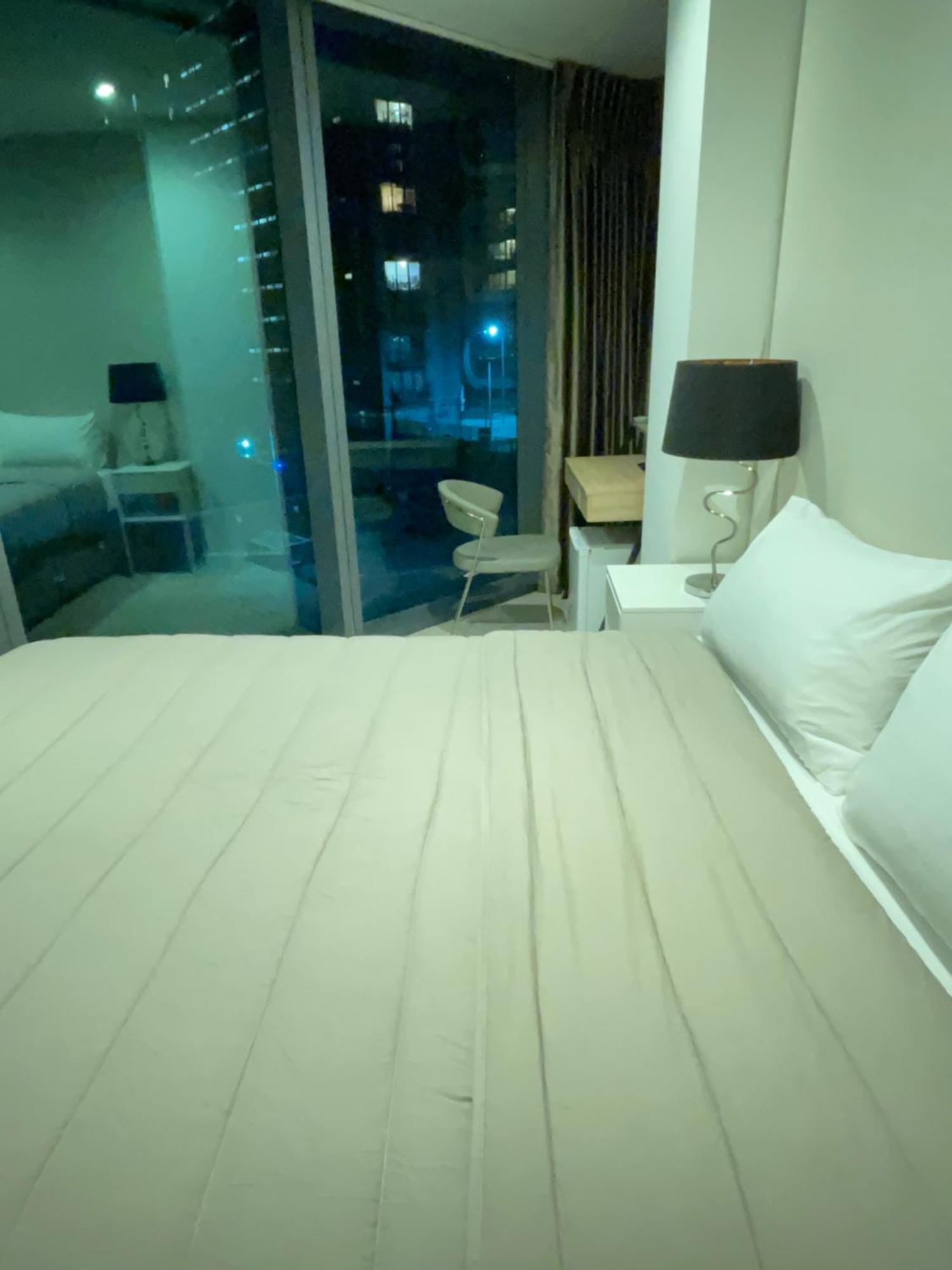 Shared Apartment In Central Лондон Экстерьер фото