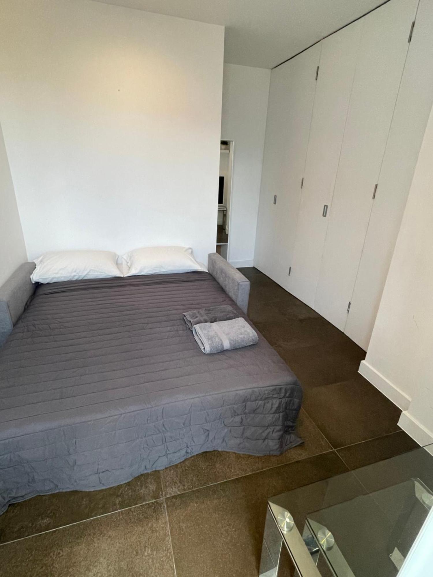 Shared Apartment In Central Лондон Экстерьер фото