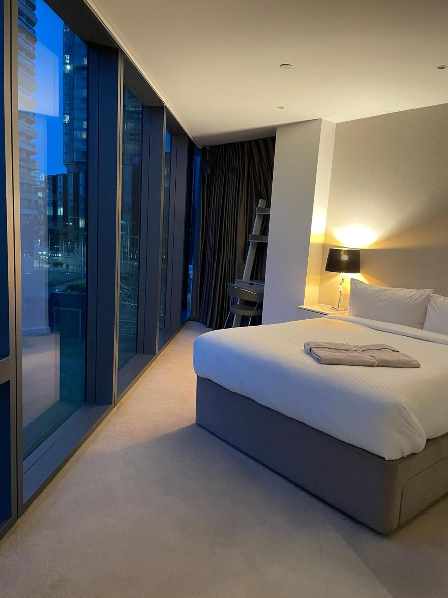 Shared Apartment In Central Лондон Экстерьер фото